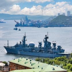 Фото Апартаменты на улице Суханова 11