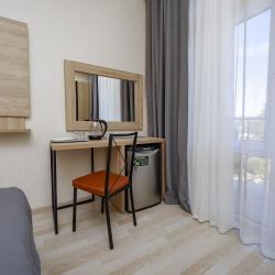 3-местный номер комфорт (вид на парк)