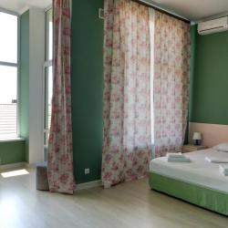 Номер комфорт с 1 двуспальной кроватью