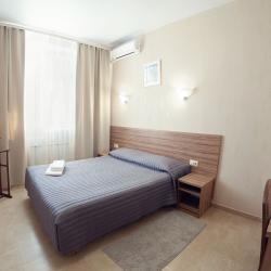 Номер стандарт бизнес с 1 двуспальной кроватью