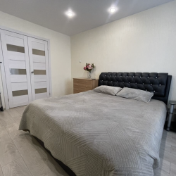 Фото Апартаменты Уют на бульваре Шерстнева 4А