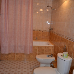 Номер стандарт с 2 односпальными кроватями (с завтраком)