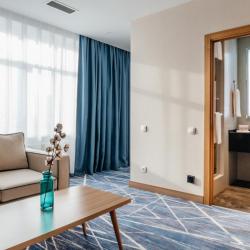 Фото Отель Ramada by Wyndham Astana (Рамада Бай Виндхем Астана)