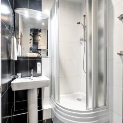 Номер стандарт с 1 двуспальной кроватью