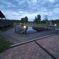 Коттедж с бассейном