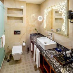 Фото Отель Manor Hotel (Манор)