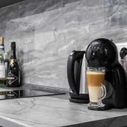 Апартаменты улучшенные с 1 двуспальной кроватью