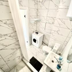 Фото Отель ЖивиТУТ на проспекте Ленина