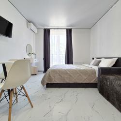 Апартаменты студия Искры,88к3