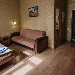 Номер стандарт улучшенный с 1 двуспальной кроватью