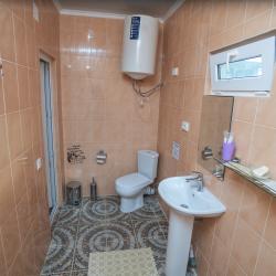 4-местный номер стандарт семейный с 1 двуспальной кроватью