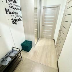 Фото Апартаменты на Академика Ландау 32