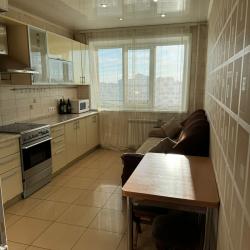 Фото Апартаменты на улице Мориса-Тореза 79