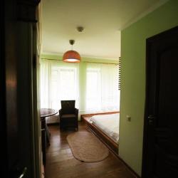 Номер стандарт улучшенный с 1 двуспальной кроватью
