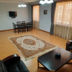 Номер делюкс с 1 двуспальной кроватью (с завтраком)