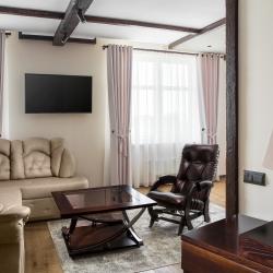 Номер студия премиум с 1 двуспальной кроватью