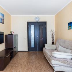 Фото Апартаменты на улице Меридианная 13