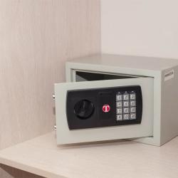 Номер стандарт с 1 двуспальной кроватью (с завтраком)