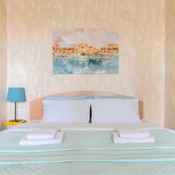 Фото Семейные апартаменты Elenahotel (Еленаотель) на проспекте Коломяжский 34 корпус 2