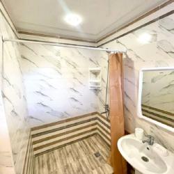 Комната комфорт с 1 односпальной и 1 двуспальной кроватью
