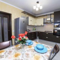 Фото Апартаменты на улице Чистопольская 79