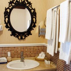 Номер полулюкс комфорт без балкона #215