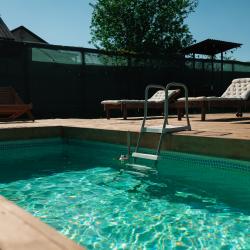 Дом у яблони