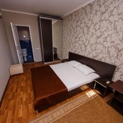 2-местный номер стандарт с 1 двуспальной кроватью