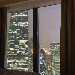 Фото Апартаменты на 61 этаже с видом на башни