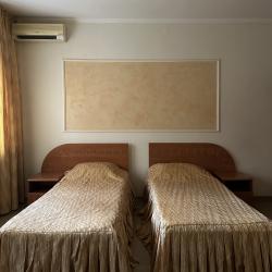 2-местный 1-комнатный номер эконом стандарт с 2 односпальными кроватями