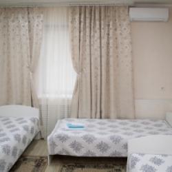 Номер эконом с 3 односпальными кроватями