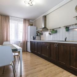 Фото Апартаменты на улице Ишунина 7