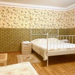 Фото Апартаменты на улице Широкая 34