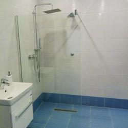 Номер стандарт с 1 двуспальной кроватью (с завтраком)