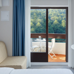 Фото Отель Alean Family Sputnik (Алеан Фэмили Спутник)