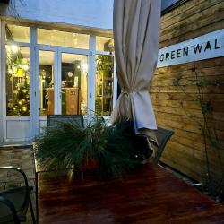 Фото Отель GreenWall (Гринволл)