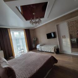 Фото Отель Моцарт Холл