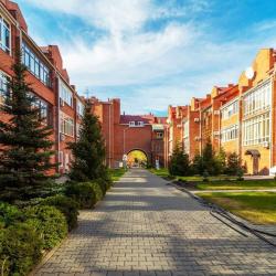 Кровать в 14-местном общем номере