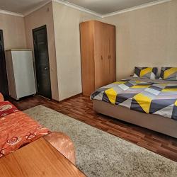 Фото Отель Уютно - и точка на улице Ясеновская 56