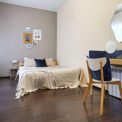 Фото Отель FlatStay Кирилловская 22| 3шка с просторной гостиной на 8 человек в центре