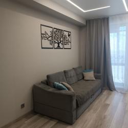 Фото Уютные апартаменты на улице Академика Королёва 20Г