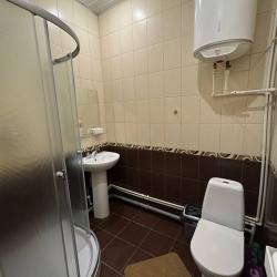 Номер полулюкс комфорт с 1 двуспальной кроватью