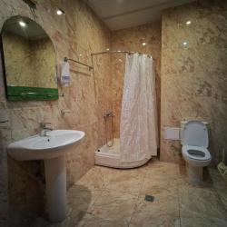 Номер стандарт с 1 двуспальной кроватью