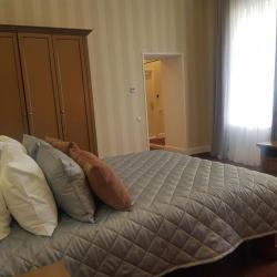 Номер стандарт с 1 двуспальной кроватью