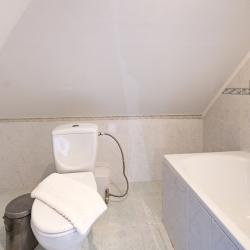 Номер стандарт с 1 односпальной кроватью (мансарда)