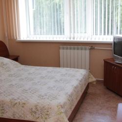 Номер стандарт с 1 двуспальной кроватью