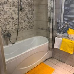 Фото Апартаменты на улице Октябрьская