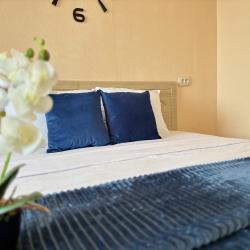 Фото Отель BestHome (БестХоум) на улице Урицкого