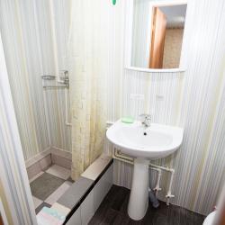 Кровать в 3-х местном эконом номере