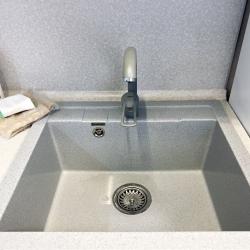 2-комнатные апартаменты стандарт в центре Тюмени с живописным прудом